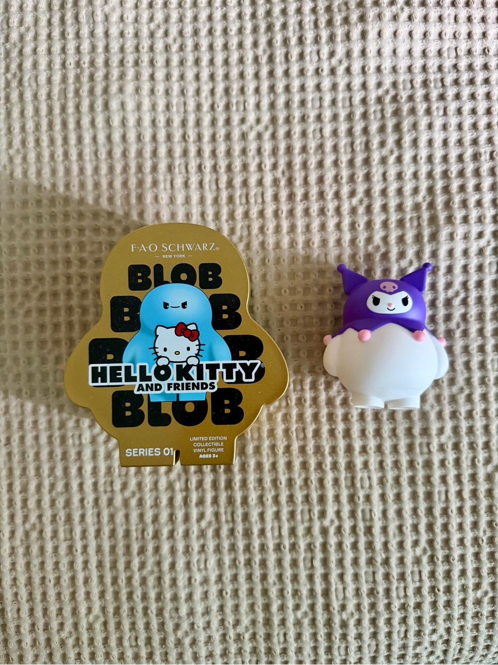 FAO Schwarz Hello Kitty and Friends Purple & White Blob Figure